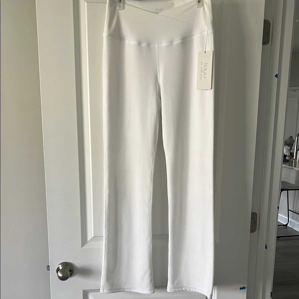 VOGO Athletica White Straight Leg Pants